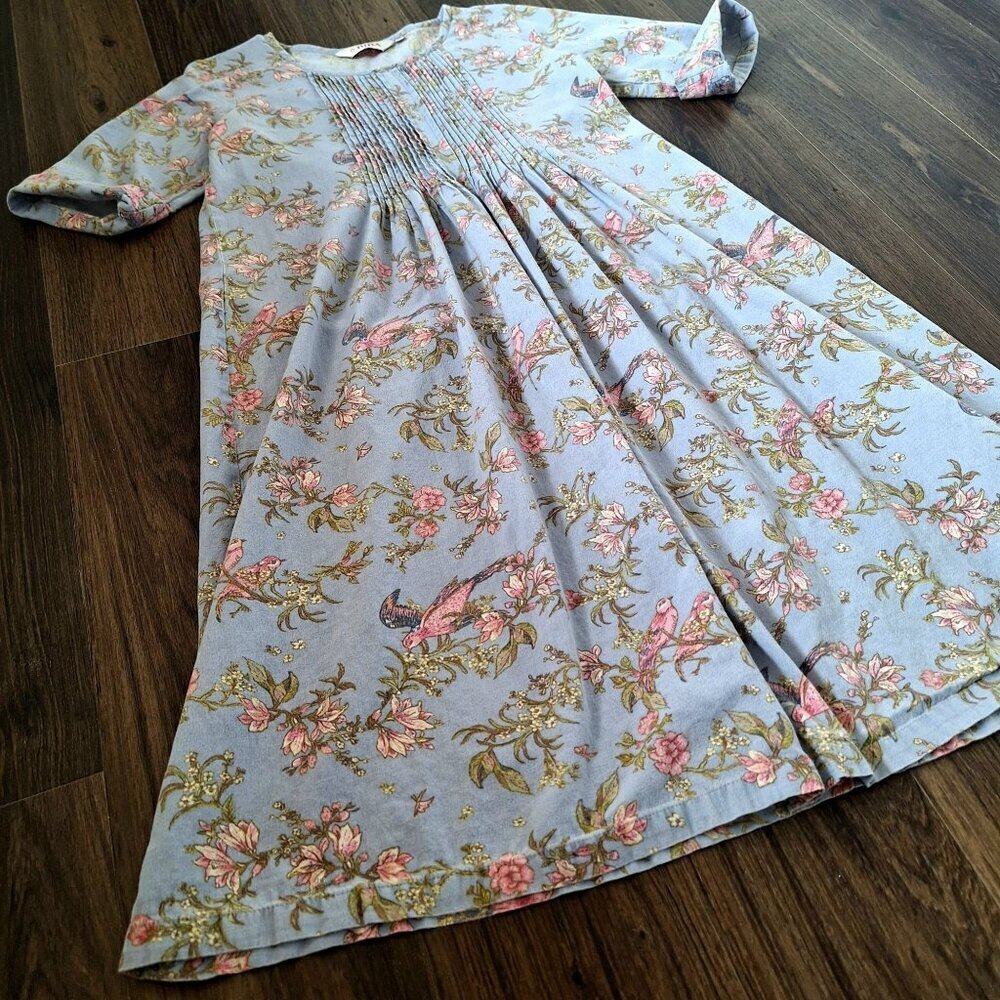 💙 Bila Floral Bird Printed Cotton Flex Dress Size S/M Cottage Romantic Girly - Picture 5 of 8